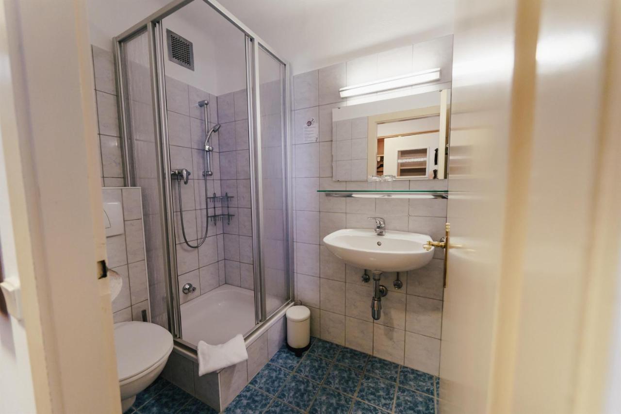 Отель Gaestehaus Frank Фельден-ам-Вёртер-Зе Экстерьер фото