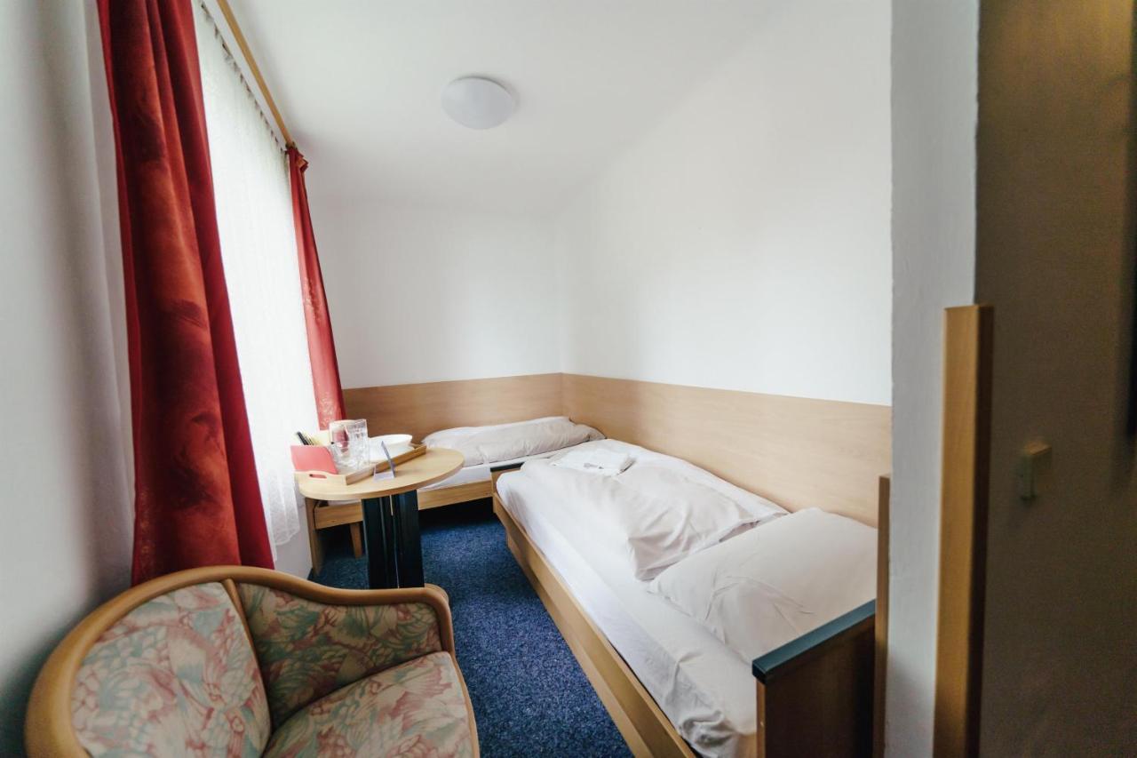 Отель Gaestehaus Frank Фельден-ам-Вёртер-Зе Экстерьер фото
