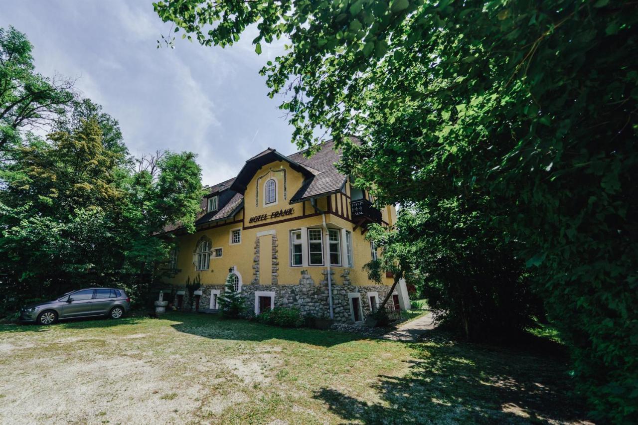 Отель Gaestehaus Frank Фельден-ам-Вёртер-Зе Экстерьер фото