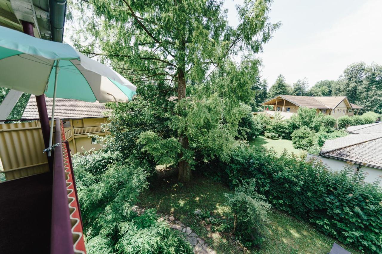 Отель Gaestehaus Frank Фельден-ам-Вёртер-Зе Экстерьер фото